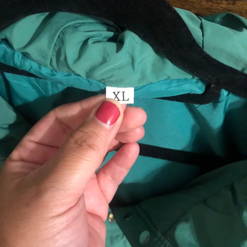 Women's Green Quilted Jacket - Picture 2 of 3